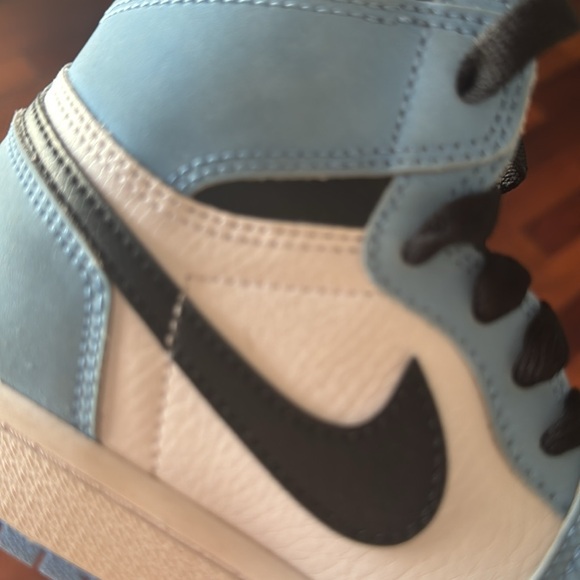 Jordan 1 retro high OG - Picture 7 of 9